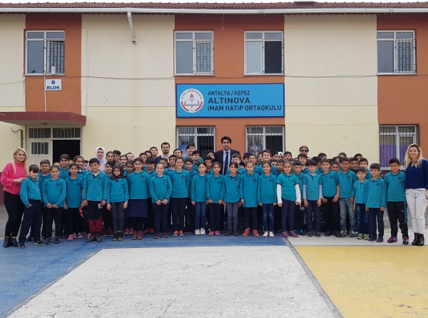 Altınova İmam Hatip Ortaokulu Fotoğrafı